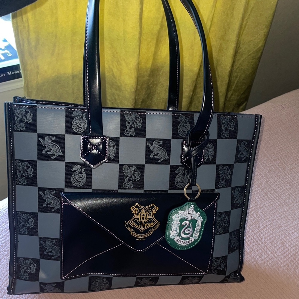PU Harry Potter Tote & Cosmetic Pouchette 🪄